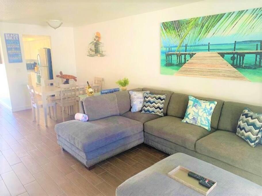 Beautiful Bright & Sparkling 2Bed 1Bath Beach Retreat - Unit 212 可可比奇 外观 照片